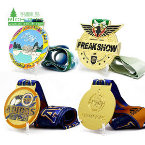 Toptan ucuz özel tasarım kendi logo renkli <span class=keywords><strong>metal</strong></span> çinko alaşımı yumuşak emaye fiesta karnaval madalya - Product Image 1