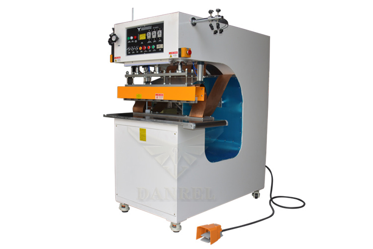 10KW High Frequency PVC Flex Banner Welder Radio Frequency Sign & Billboard Welding Machine