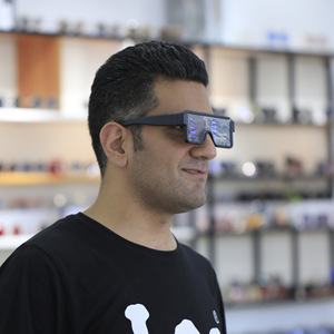 Gafas LED Inteligentes con Iluminación UV400, Marco de PC, Control Táctil, Luces Intermitentes de Colores para Fiestas y Eventos Musicales, Hechas en Shenzhen - Product Image 4