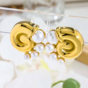 1 Par de Pendientes de Perlas con Textura de Concha Espiral Dorada - Joyería Ligera y Elegante para el Uso Diario - Product Image 3