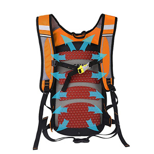 Sac <span class=keywords><strong>à</strong></span> dos personnalisé en polyester étanche 18L pour <span class=keywords><strong>la</strong></span> course en plein air, le cyclisme, le sport, le voyage, doublure en nylon <span class=keywords><strong>à</strong></span> <span class=keywords><strong>la</strong></span> mode, sac pour bicyclette - Product Image 4