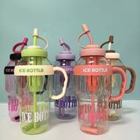 Bouteille d'eau en plastique réutilisable portable de 1200 ml avec logo personnalisé, grande capacité, avec poignée et paille, idéale pour le camping