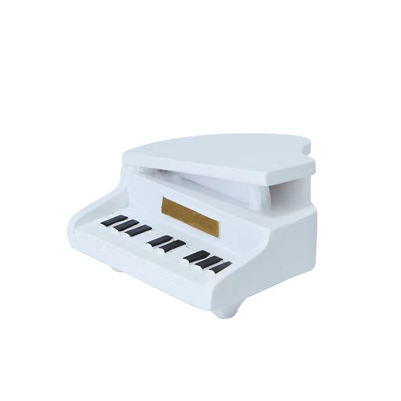 White piano