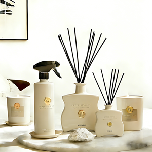 WELLNESS Nuevo Diseño de Alta Gama, Juego de Regalo de Velas Aromáticas Decorativas, Difusor de Aroma de Rosas de Lujo <span class=keywords><strong>para</strong></span> el Hogar, <span class=keywords><strong>para</strong></span> Fiestas y Eventos - Product Image 1
