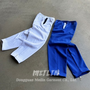 Ensemble de survêtement streetwear oversize coupé-cousu pour homme, comprenant un sweat à capuche et un pantalon de jogging évasé de haute qualité, modèle uni - Product Image 6