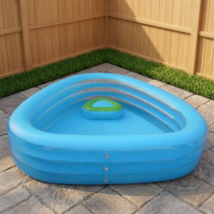 Piscine gonflable familiale triangulaire populaire en gros avec siège intégré et parois latérales extra larges, bateau de piscine extérieur - Product Image 5