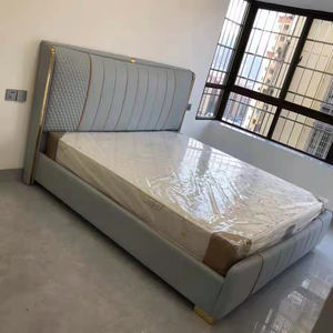 Cama King Size Moderna de Lujo con Estructura de Cuero Italiano, Cama Queen Size con Cajones de Almacenamiento, Plataforma Baja de Cuero - Product Image 1