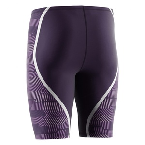 ชุดว่ายน้ำสำหรับผู้ชายที่ทนทานต่อคลอรีน พร้อมดีไซน์ยืดหยุ่นที่ได้รับการปรับปรุงและคุณสมบัติที่เพิ่มประสิทธิภาพเพื่อความสบายในการว่ายน้ำ - Product Image 2