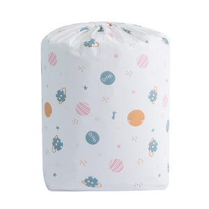 Bolsa para Edredones Simple y Resistente al Polvo con Cierre de Cordón, Rectangular, para Almacenamiento en el Dormitorio, con Diseño de Plumas y Margaritas - Product Image 6