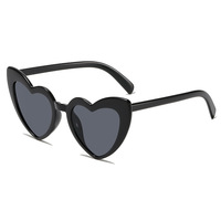 Lunettes de soleil UV400 en forme de cœur de style européen et américain pour unisexe, pour une utilisation en extérieur, inspirées des célébrités d'Internet