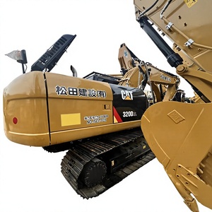 Excavatrice Caterpillar d'occasion CAT 320D2L à prix avantageux, équipement de construction d'occasion, jaune, 20 tonnes, moteur, faible nombre d'heures de fonctionnement - Product Image 1