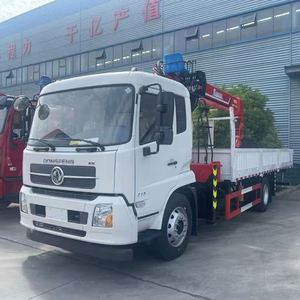 Grue montée sur camion Dongfeng 12 tonnes à flèche articulée en 5 sections, entièrement hydraulique, à levage direct, pour travaux d'ingénierie et transport - Product Image 6