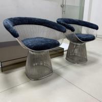 Fauteuil d'appoint style Platner avec structure en acier inoxydable poli, tissu couleur personnalisée, fauteuil lounge
