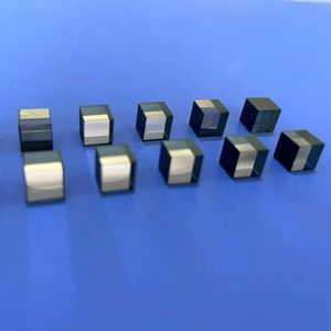 하이 퀄리티 70:30 광학 레이저 빔 스플리터 OEM 3mm-70mm 비편광 및 편광 빔 스플리터 프리즘 - Product Image 4