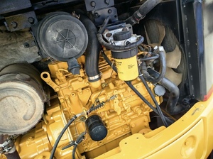 รถขุดไฮดรอลิกขนาดเล็ก Caterpillar 304CR 4 ตัน CAT304C เครื่องยนต์มิตซูบิชิ เกียร์และปั๊ม สภาพดี ราคาถูก - Product Image 6