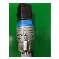 Baru dan asli PLC relay atau switch modul PMC131-A11F1A1Q module