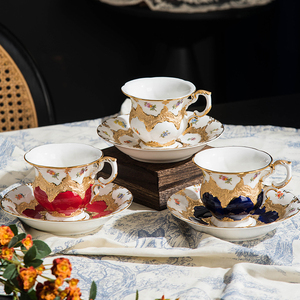 Wholesale Luxury Hand Painting Gilded Gold <b>Tea</b> <b>Cups</b> <b>Set</b> With Tray Aristocrat Use <b>Tea</b> <b>Cup</b> <b>Set</b> - Product Image 4