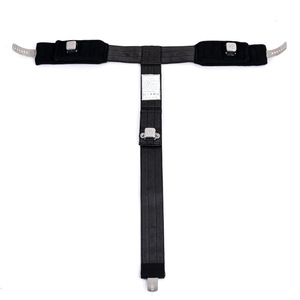 Correa de sujeción magnética insertable tipo T de doble patilla A-105 para pacientes inconscientes, para girar o levantar, asegurada con - Product Image 1