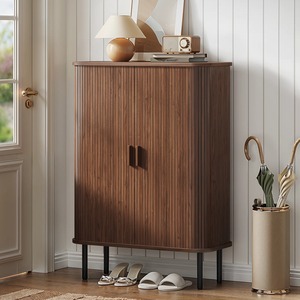 Meuble <span class=keywords><strong>de</strong></span> rangement à <span class=keywords><strong>chaussures</strong></span> étroit cannelé à 6 niveaux avec porte coulissante et étagères réglables pour entrée et couloir – Fournisseur d'usine - Product Image 1