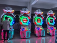 Prix d'usine Machine de jeu de rédemption Bop It de luxe de haute qualité, la plus récente, à monnayeur, jeu à tickets