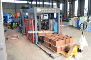 Machine à fabriquer des briques hydraulique entièrement automatique Linyi, machine à fabriquer des briques en ciment, coût en Afrique du Sud - Product Image 6