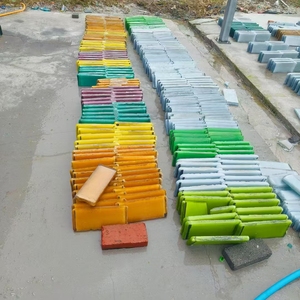 Vente en gros d'usine de pierres précieuses synthétiques œil de chat bleu marine, pierres précieuses en vrac, peuvent être transformées en bijoux - Product Image 4