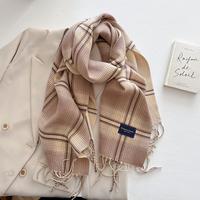 Style britannique automne hiver Collection haut de gamme femmes écharpe motif à carreaux épaissi doux et confortable chaud gland châle