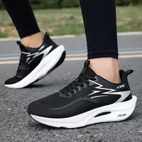 Zapatillas de Running Unisex de Tallas Grandes con Placa de Carbono, Entresuela de EVA, Parte Superior de Malla, Ultraligeras, Amortiguadoras y con Rebote (Tallas 40-45) Para Parejas
