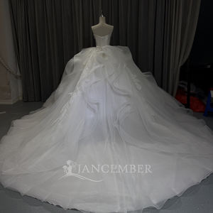 Vestido de Novia Moderno OY027 con Cuello Barco, Cola Capilla de Tul, Flores de Encaje y Cristales, Largo hasta el Suelo, Estilo Princesa - Product Image 2