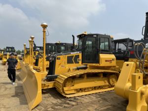 <span class=keywords><strong>Meilleur</strong></span> prix de gros Shantui 130HP Moteur Cummins Petit bulldozer DH13-C3 XL Bulldozer sur chenilles avec ripper arrière Modèle <span class=keywords><strong>2022</strong></span> - Product Image 5