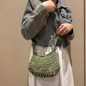 Sac bandoulière tressé à la main ajouré pour les vacances en bord de mer, sac à l'épaule décontracté pour usage quotidien, vente chaude - Product Image 5
