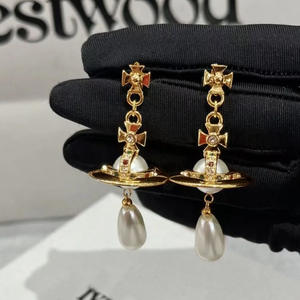 Pendientes de Lujo Empress West, Diseño de Gota de Agua Tridimensional, Perla Saturno, Oro y Plata, Elegantes y Modernos - Product Image 2