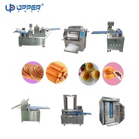 Chaîne de production automatique supérieure de pain grillé Tarte molle Production de flux alimentaire Machine d'emballage d'alimentation
