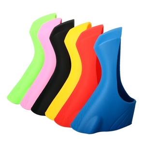 Cubiertas <span class=keywords><strong>de</strong></span> palanca <span class=keywords><strong>de</strong></span> freno <span class=keywords><strong>de</strong></span> <span class=keywords><strong>cambio</strong></span> <span class=keywords><strong>de</strong></span> <span class=keywords><strong>bicicleta</strong></span> <span class=keywords><strong>de</strong></span> <span class=keywords><strong>carretera</strong></span> Riderace, cubierta <span class=keywords><strong>de</strong></span> palanca <span class=keywords><strong>de</strong></span> freno <span class=keywords><strong>de</strong></span> <span class=keywords><strong>cambio</strong></span> <span class=keywords><strong>de</strong></span> marchas <span class=keywords><strong>de</strong></span> <span class=keywords><strong>bicicleta</strong></span>, Protector <span class=keywords><strong>de</strong></span> palanca <span class=keywords><strong>de</strong></span> cambios para Shimano 105 2017 R5800 - Product Image 2