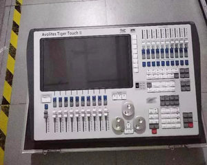 Tiger Touch 2 DMX chiếu sáng giao diện điều khiển với trường hợp chuyến bay - Product Image 5