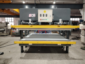 Colchón de espuma de tamaño King automático, máquina de embalaje de rollo de prensa al vacío, máquina de laminación de compresas de colchón - Product Image 4