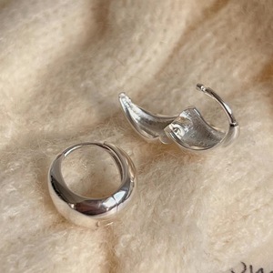 The Modern Classic <strong>Huggie</strong> 925 Sterling <strong>Silver</strong> Everyday Hoops Hypoallergenic High Polish &amp; Effortless Chic - Product Image 4