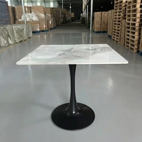 Plateau de table en pierre frittée carrée de haute qualité avec base en fer thermolaqué pour mobilier de restaurant moderne