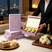 Boîte cadeau de luxe personnalisée avec logo estampé or, emballage en carton ondulé pliable écologique avec séparateur pour parfum et bougie