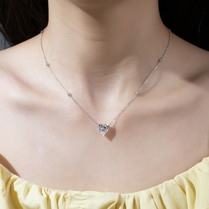 Collier pendentif romantique en or 18 carats MSN-922 avec diamant de laboratoire taille cœur 3 carats, bijoux personnalisés - Product Image 4