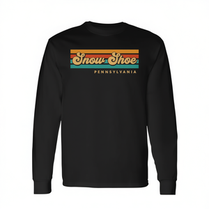 T-shirt a maniche lunghe Snow Shoe Pennsylvania con design vintage a strisce tramonto - Product Image 2