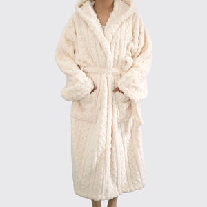 Wholesale Coral Velvet <strong>Bathrobe</strong> Custom Polyester <strong>Bathrobe</strong> Embroidery Logo <strong>Hooded</strong> Collar For Spa Home - Product Image 4