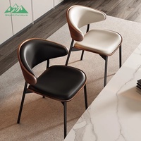 Ensemble de table à manger moderne et chaises de salle à manger en cuir et métal de luxe pour la maison et les restaurants, design durable