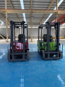 Gerbeur électrique 1.5 tonnes 2 tonnes Chariot élévateur tout électrique Gerbeur de palettes de type debout - Product Image 5