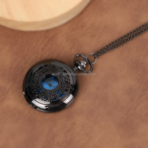 Nuova collana Vintage con stella decorata orologio al quarzo Casual antico stile europeo-americano vuoto nero orologio da tasca - Product Image 3