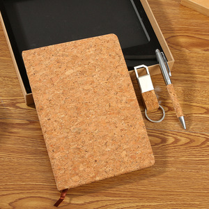 Nouvelles idées de cadeaux avec un ensemble de papeterie personnalisée, un carnet de notes, un stylo et un porte-clés pour un coffret cadeau d'entreprise / cadeaux promotionnels - Product Image 5
