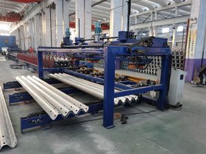 Barandilla de carretera de dos ondas, máquina de <span class=keywords><strong>formaci</strong></span>ón de rollos de placa de barra protectora de carretera, última novedad - Product Image 4