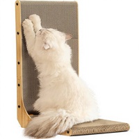 Grattoir pour chat classique en forme de L de 26,8 pouces, grattoir en carton durable pour chats d'intérieur, design vertical et horizontal.