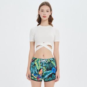 Vêtements <span class=keywords><strong>de</strong></span> plage décontractés pour hommes et femmes Short <span class=keywords><strong>de</strong></span> <span class=keywords><strong>surf</strong></span> <span class=keywords><strong>Maillot</strong></span> <span class=keywords><strong>de</strong></span> bain respirant en polyester extensible dans les quatre sens même style pour toutes les tailles - Product Image 4