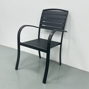 طاولة قهوة للحدائق مصنوعة من الألومنيوم المقاوم للصدأ - مقاومة للتلاشي للاستخدام بجانب حمام السباحة والفناء في الهواء الطلق - Product Image 4